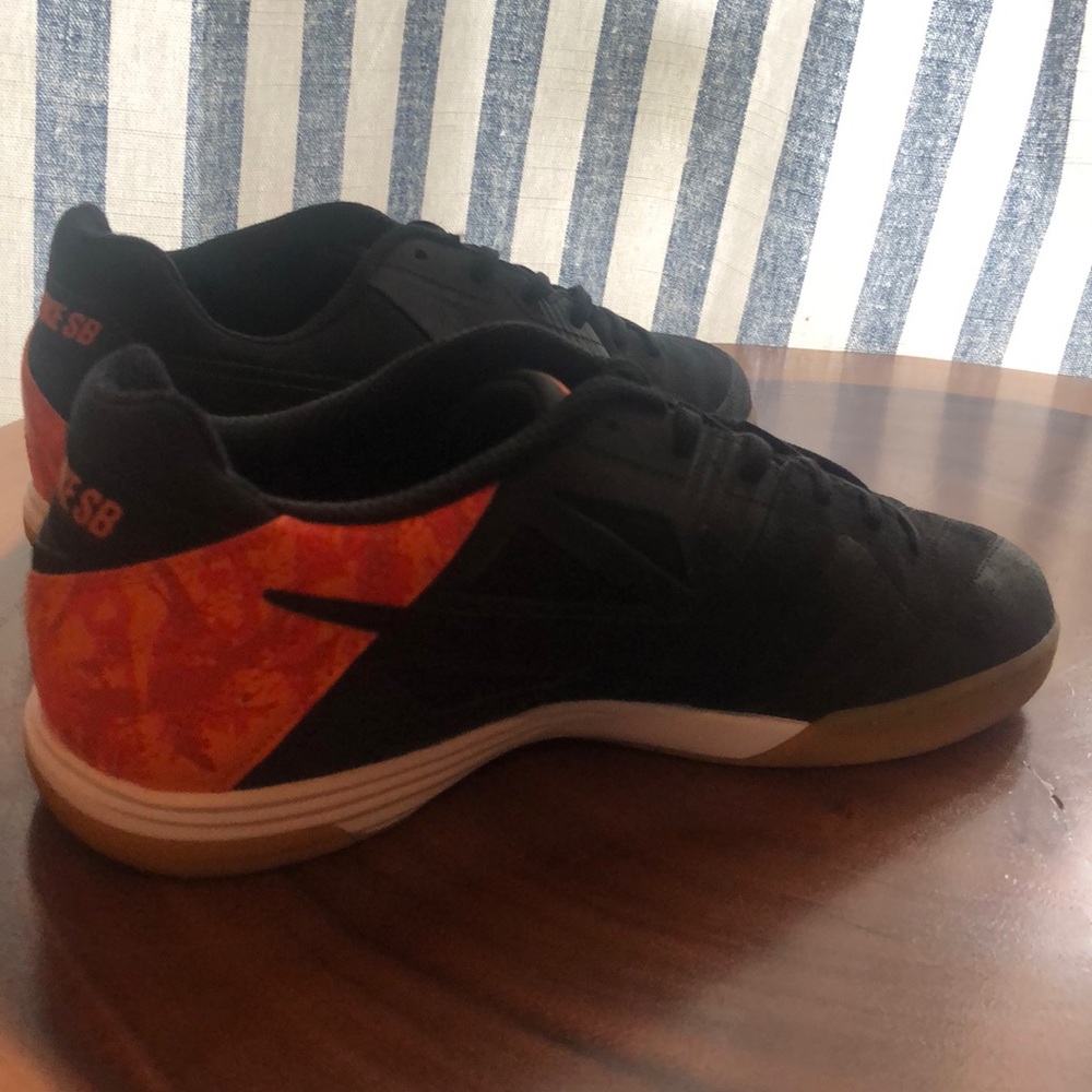Men’s Nike SB Lunar Gato sneakers size 9.5